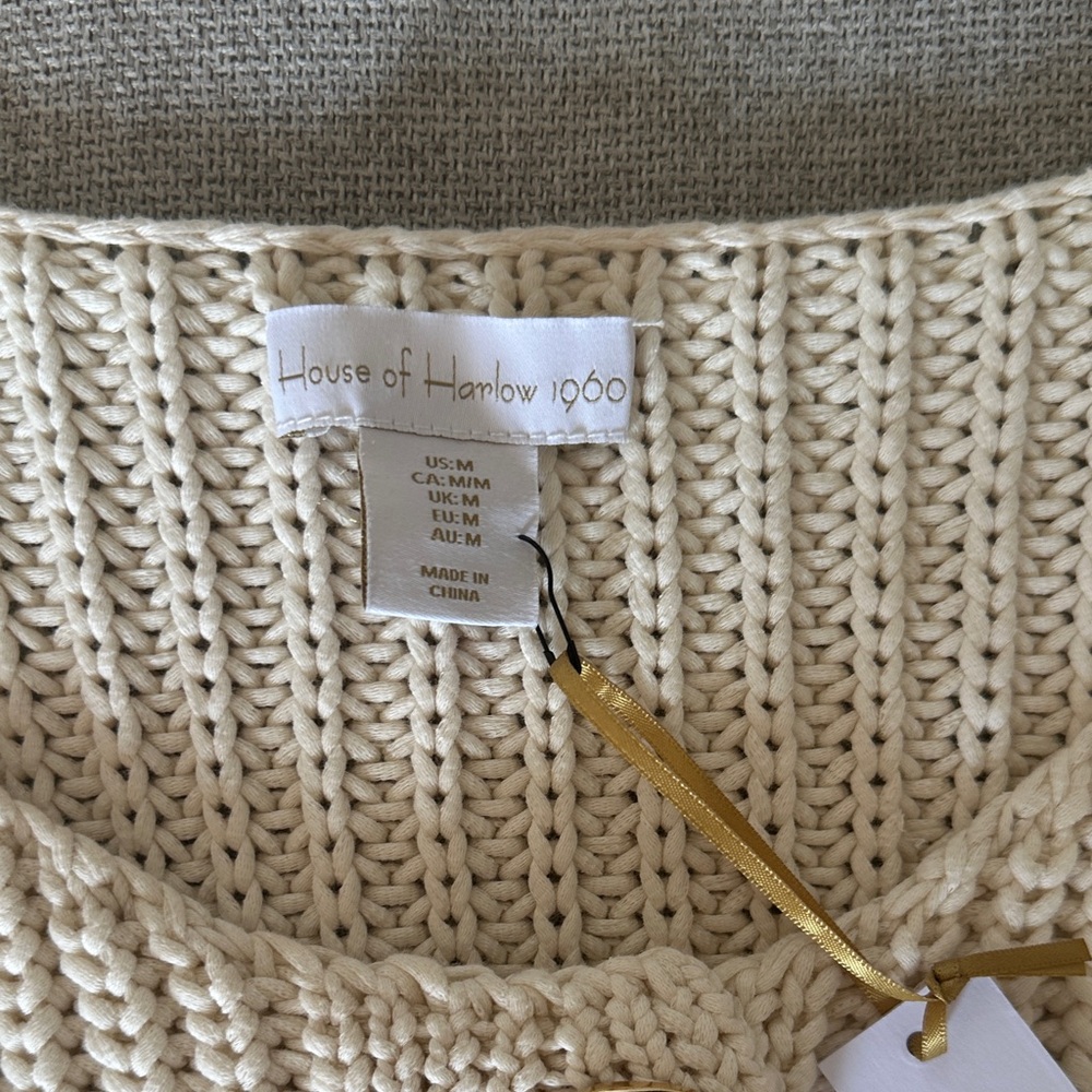 House of Harlow 1960 Cream Knit Cardigan Vest - Picture 2 of 7